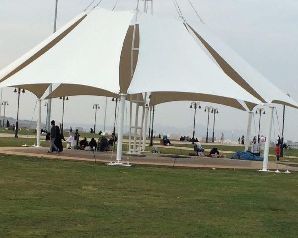 مظلات شد انشائي